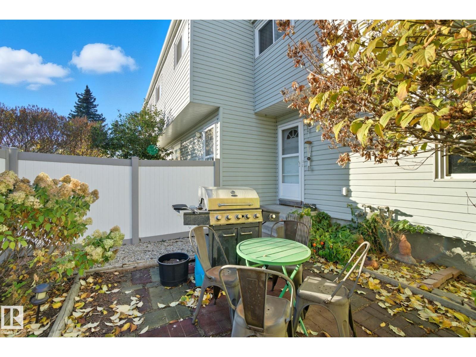 223 Dickinsfield Co Nw, Edmonton, Alberta T5E 5V8 - Photo 52 - E4468200