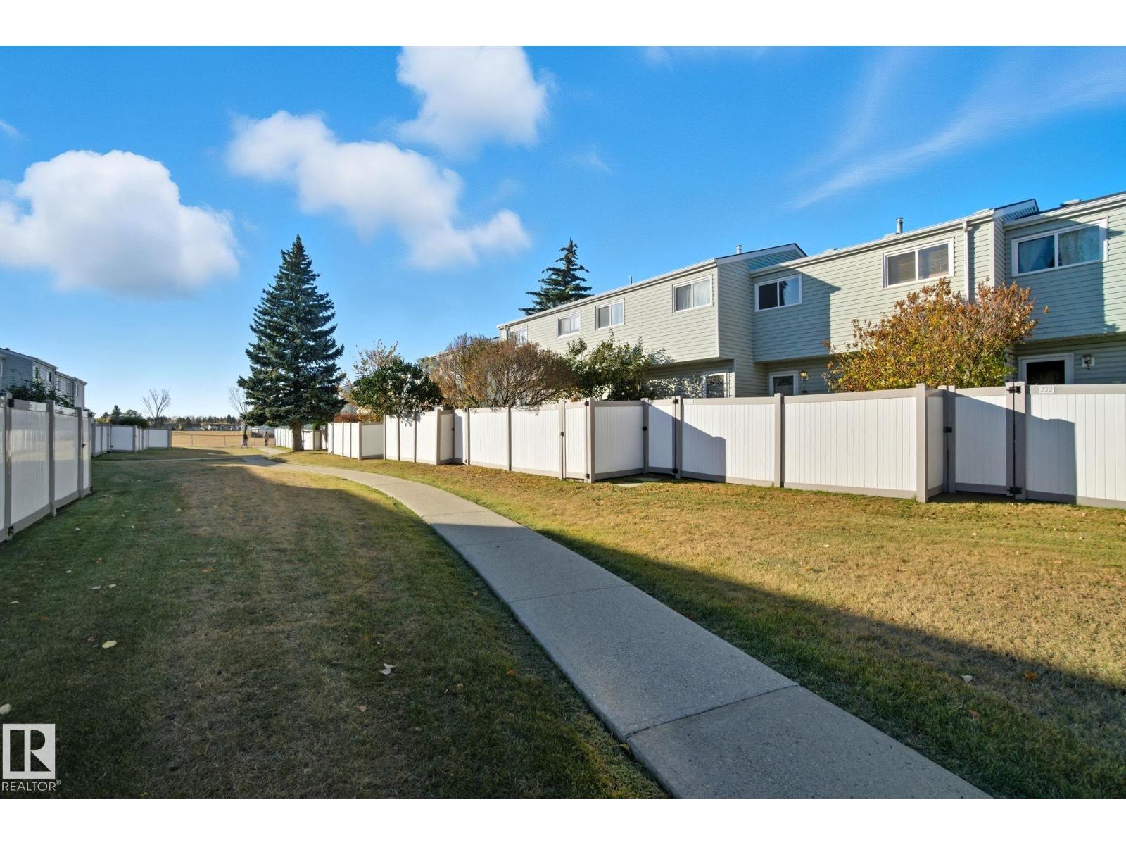 223 Dickinsfield Co Nw, Edmonton, Alberta T5E 5V8 - Photo 56 - E4468200