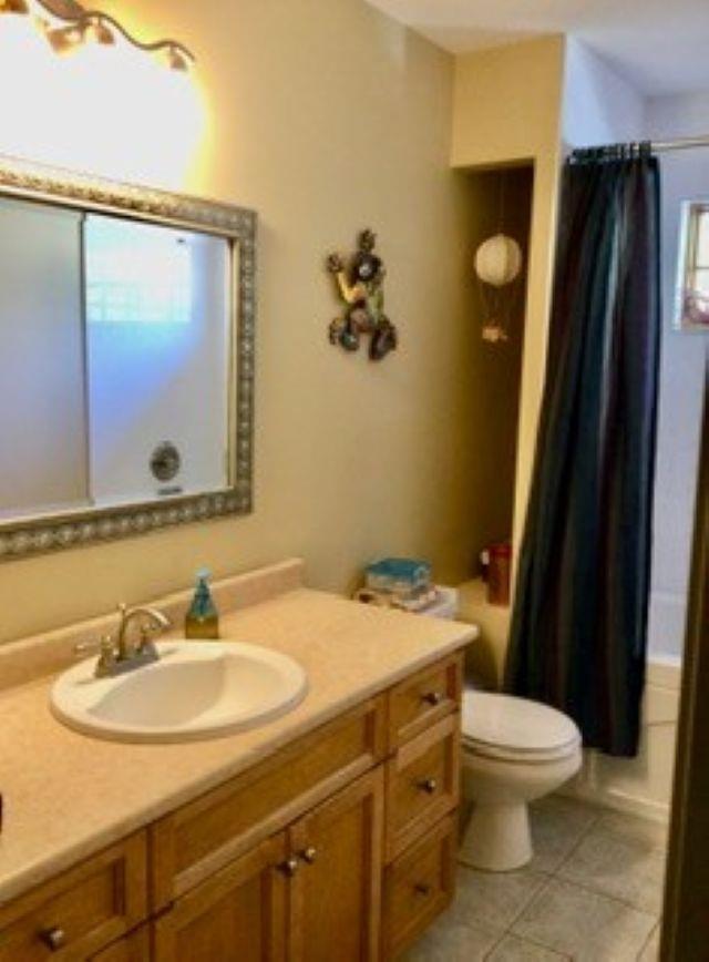 168** Peace Park Drive, Surrey, British Columbia  V3S 9N8 - Photo 4 - R3074044