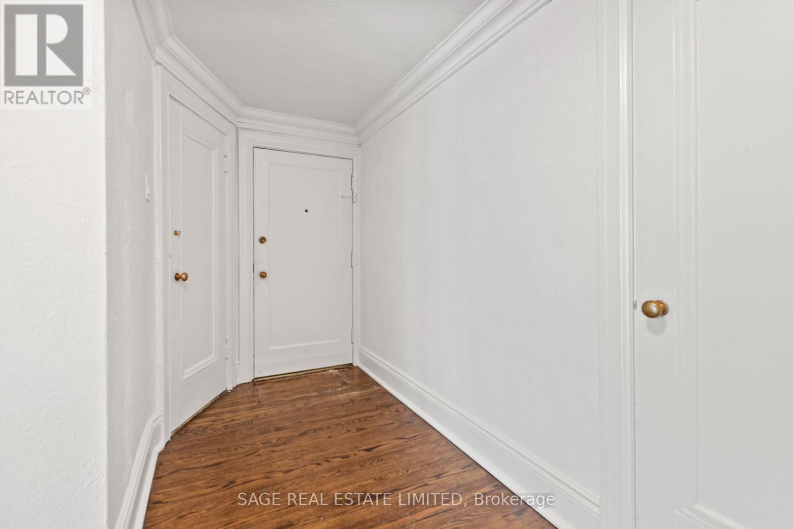 402 - 150 Balmoral Avenue, Toronto, Ontario  M4V 1J4 - Photo 4 - C12635516