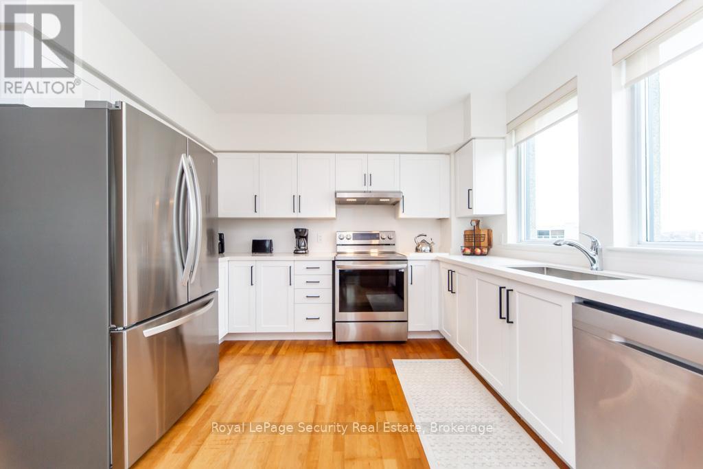 1402 - 38 Fontenay Court, Toronto, Ontario  M9A 5H5 - Photo 18 - W12542278