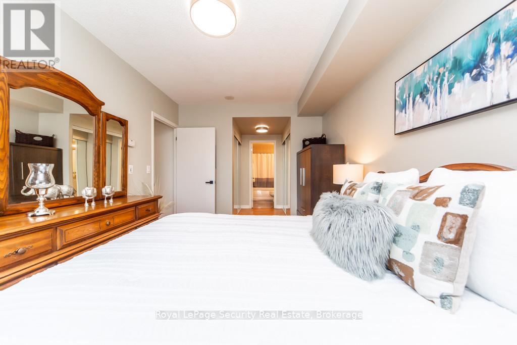 1402 - 38 Fontenay Court, Toronto, Ontario  M9A 5H5 - Photo 25 - W12542278