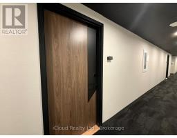 808 - 1037 THE QUEENSWAY, Toronto, Ontario