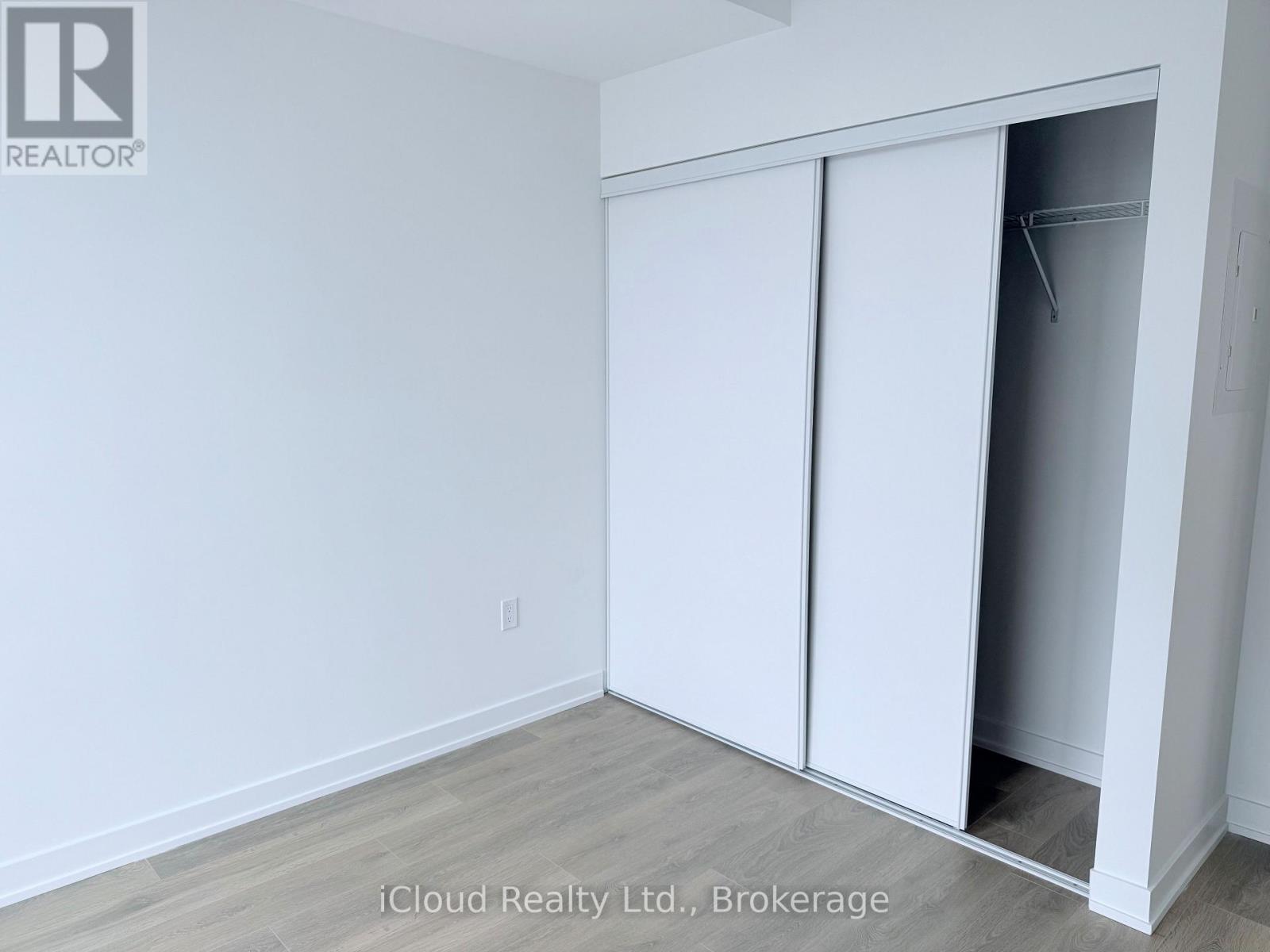 808 - 1037 The Queensway, Toronto, Ontario  M8Z 0H5 - Photo 8 - W12634034