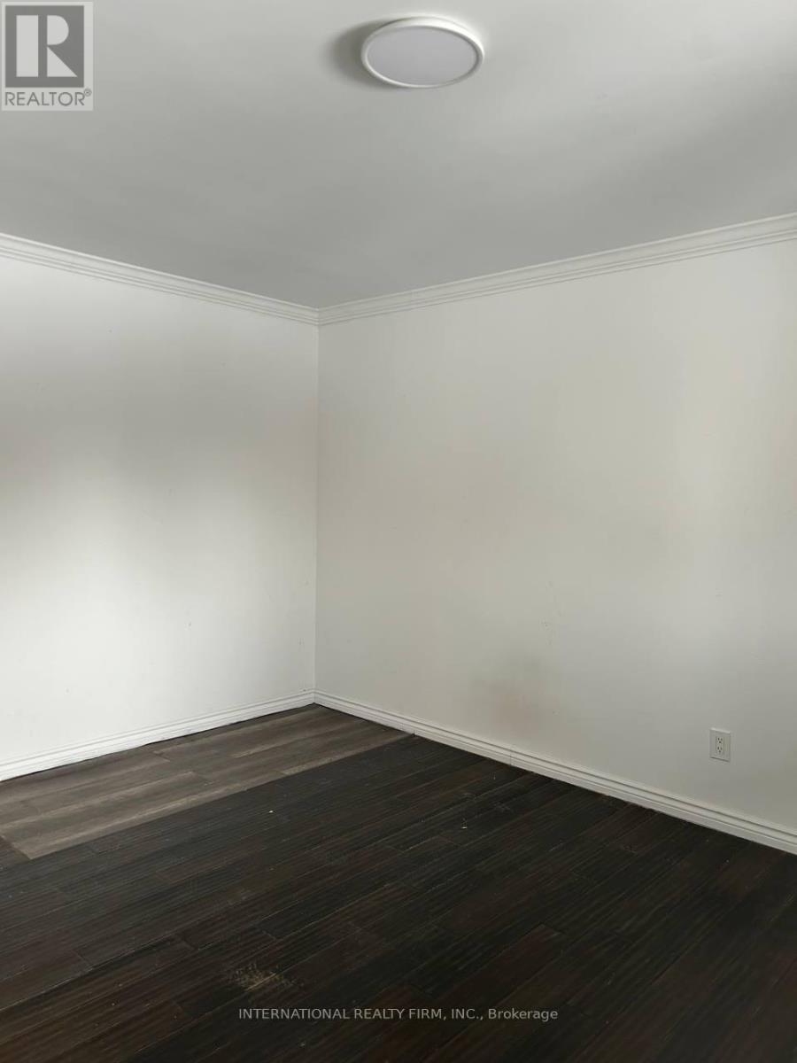 26149 Park Road, Georgina, Ontario L0E 1R0 - Photo 5 - N12635514