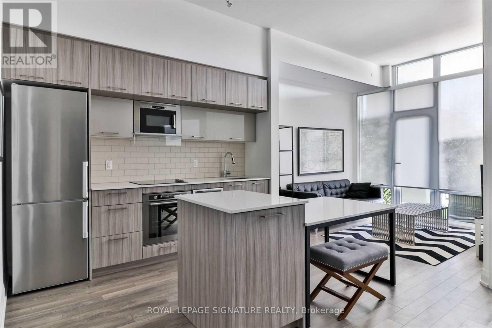 112 - 4800 Highway 7 Highway, Vaughan, Ontario L4L 1H8 - Photo 4 - N12635518