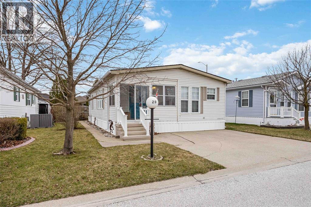 5700 Blackwell Sideroad Unit# 29, Sarnia, Ontario  N7W 1B7 - Photo 3 - 25026457