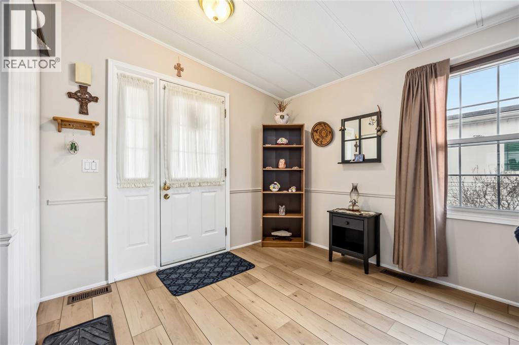 5700 Blackwell Sideroad Unit# 29, Sarnia, Ontario  N7W 1B7 - Photo 4 - 25026457