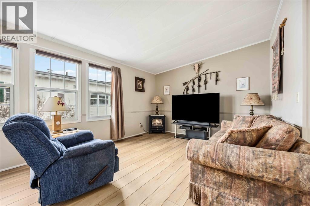 5700 Blackwell Sideroad Unit# 29, Sarnia, Ontario  N7W 1B7 - Photo 6 - 25026457