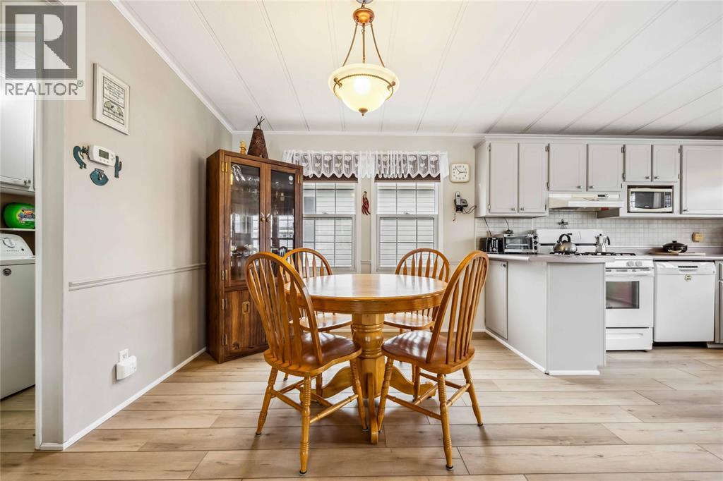 5700 Blackwell Sideroad Unit# 29, Sarnia, Ontario  N7W 1B7 - Photo 9 - 25026457