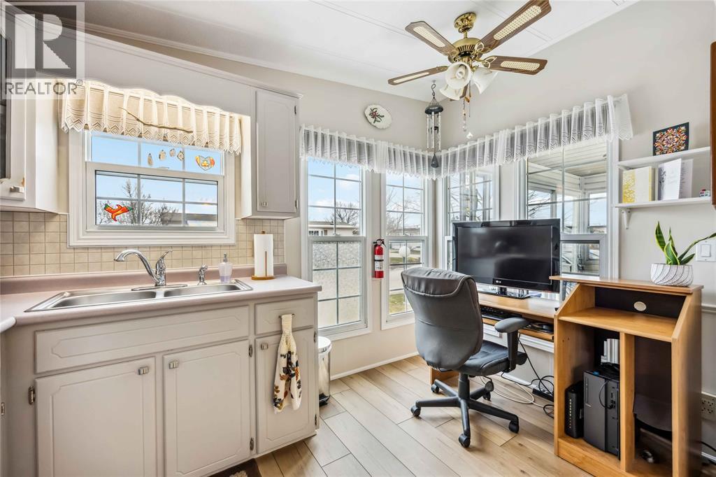 5700 Blackwell Sideroad Unit# 29, Sarnia, Ontario  N7W 1B7 - Photo 16 - 25026457