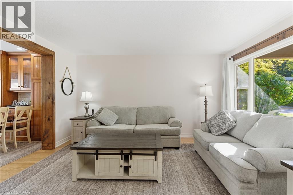 23 Glengrove Avenue, Grimsby, Ontario  L3M 4L6 - Photo 5 - 40775418