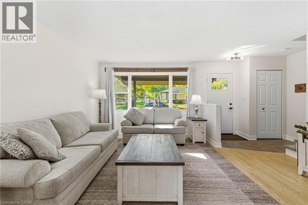 23 Glengrove Avenue, Grimsby, Ontario  L3M 4L6 - Photo 6 - 40775418