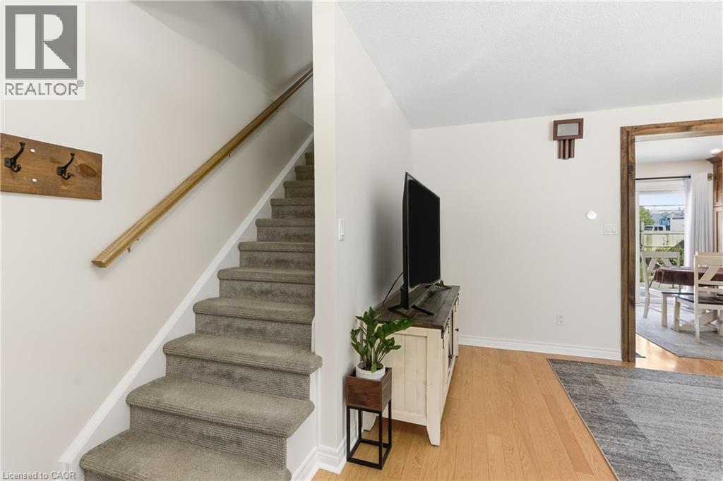 23 Glengrove Avenue, Grimsby, Ontario  L3M 4L6 - Photo 13 - 40775418