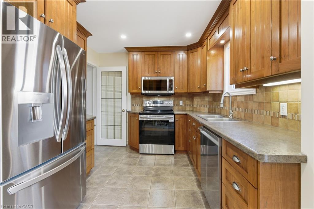 23 Glengrove Avenue, Grimsby, Ontario  L3M 4L6 - Photo 10 - 40775418