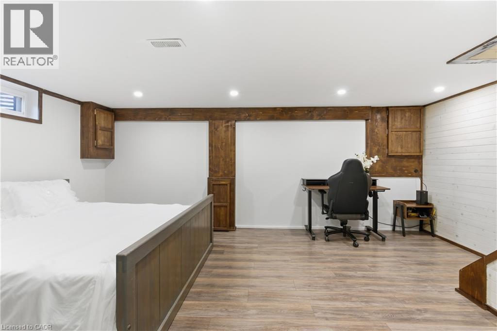 23 Glengrove Avenue, Grimsby, Ontario  L3M 4L6 - Photo 26 - 40775418