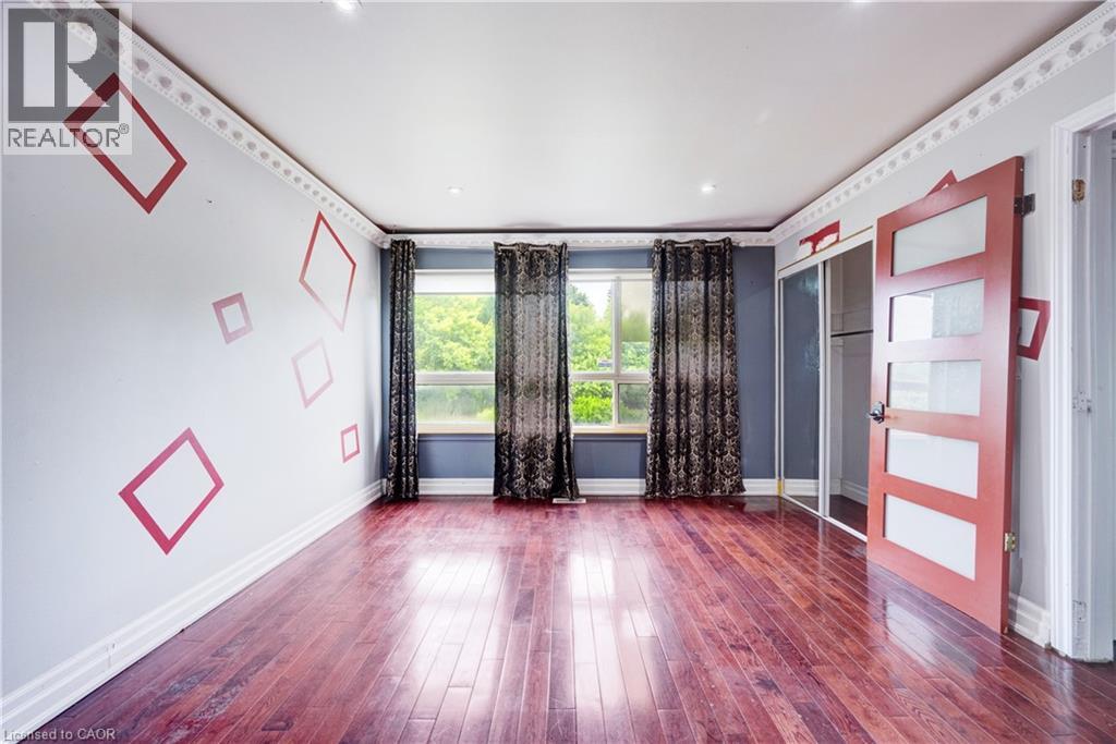 61 Clarence Street, Brampton, Ontario  L6W 1S4 - Photo 8 - 40787820