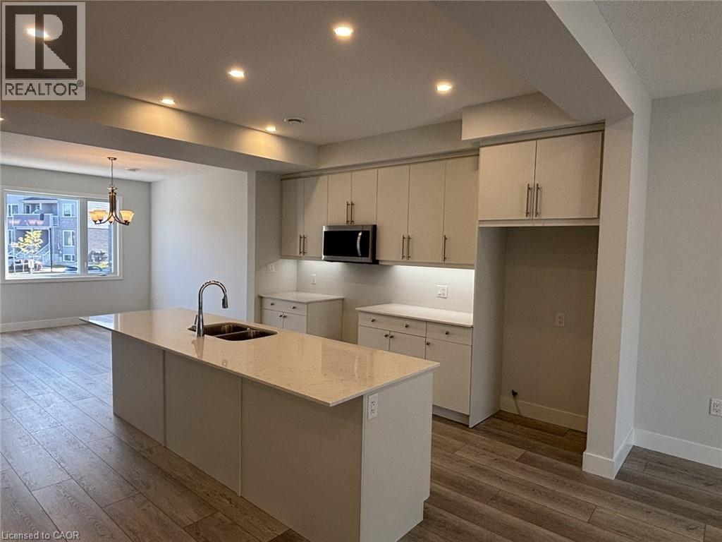 925 Deveron Crescent Unit# 4, London, Ontario N5Z 0B6 - Photo 5 - 40789705