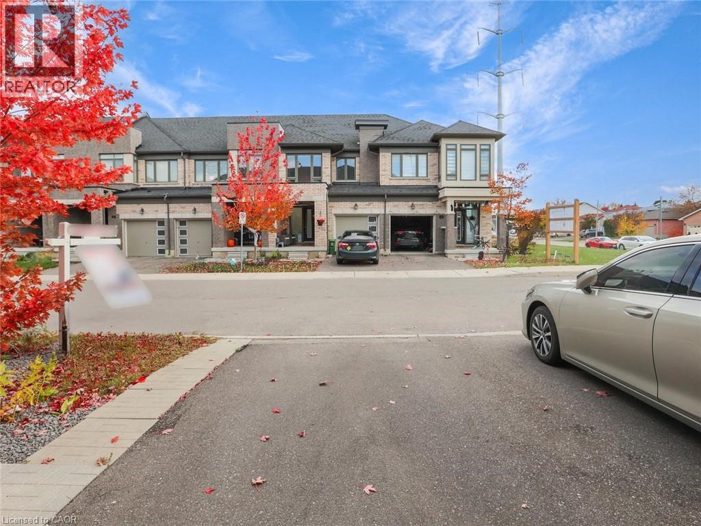 166 DEERPATH Drive Unit# 100, Guelph, Ontario