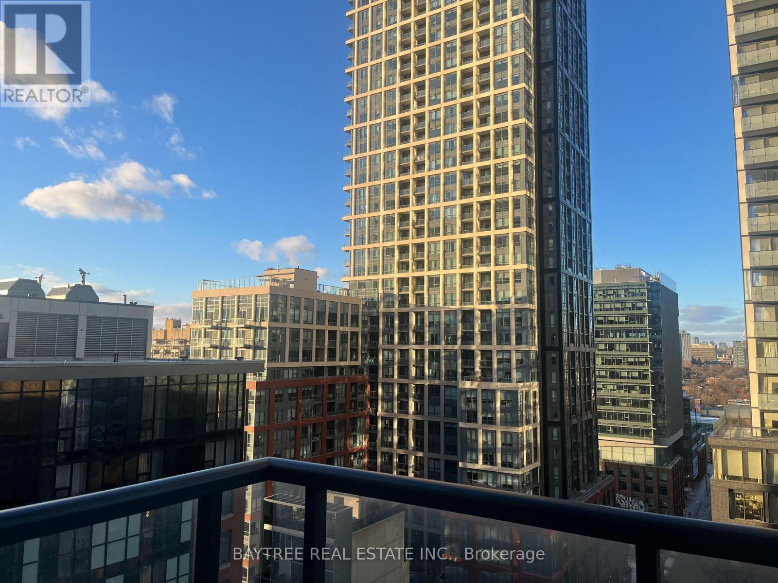 1606 - 87 PETER STREET, Toronto, Ontario