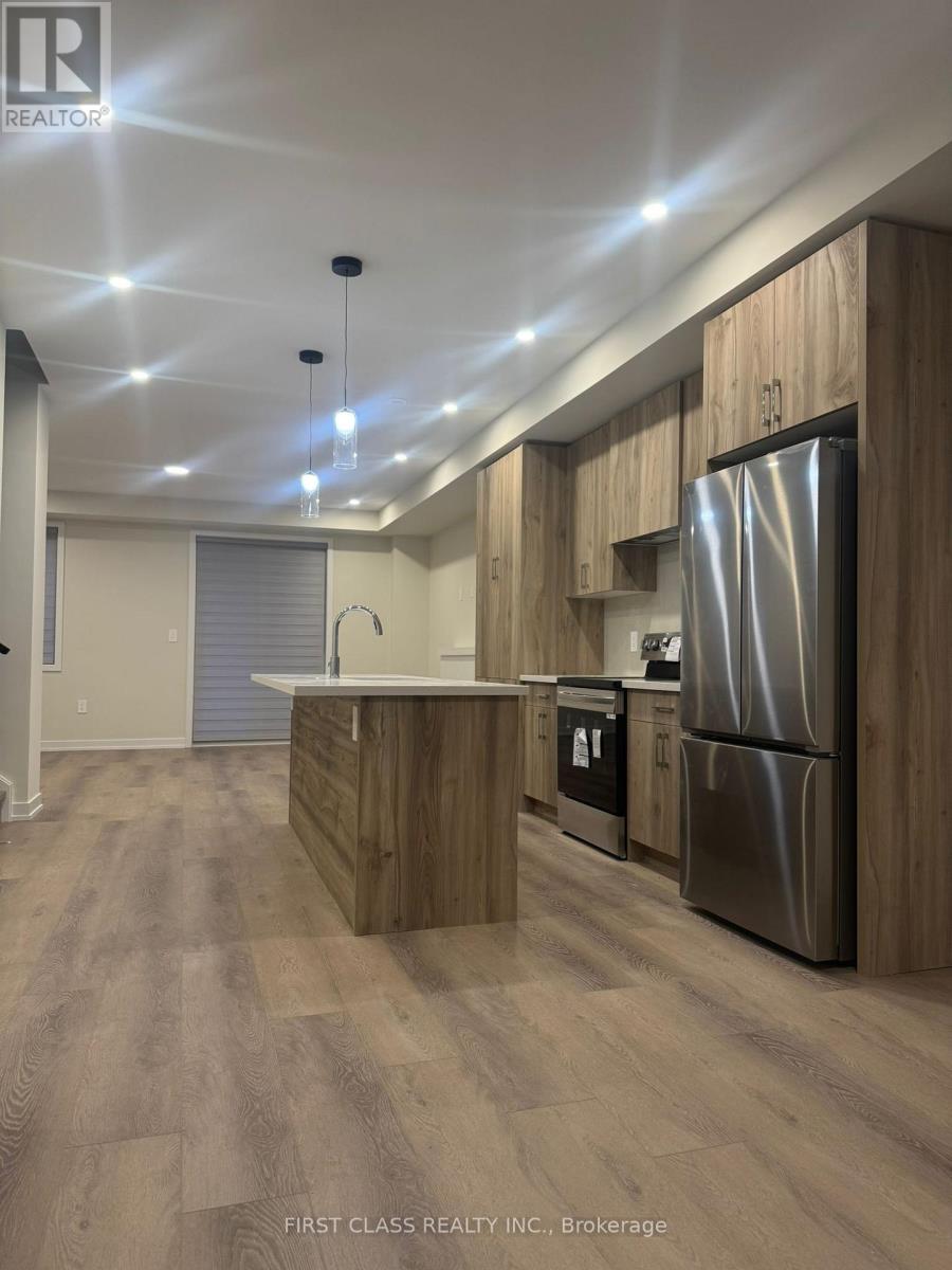 24 Lewis Craigie Lane, Richmond Hill, Ontario L4B 0J5 - Photo 3 - N12635550