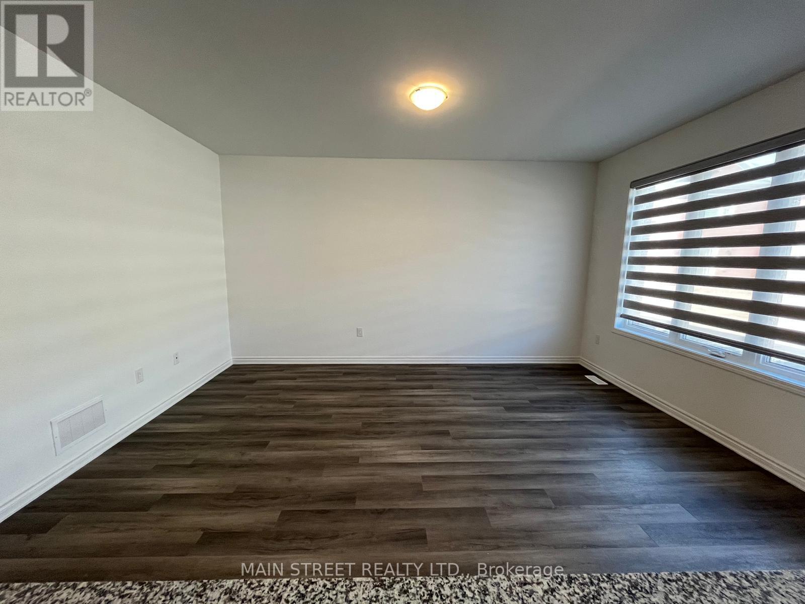 1633 Thames Circle, Milton, Ontario  L9E 1Y6 - Photo 9 - W12635526