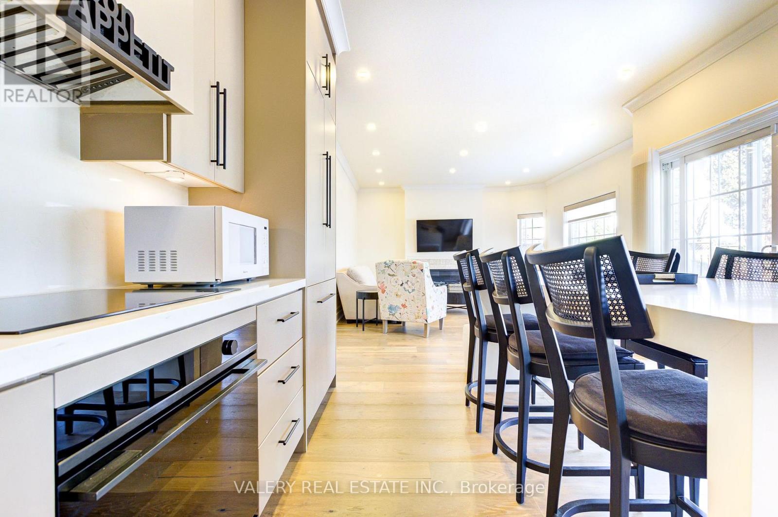 3553 Jorie Crescent, Mississauga, Ontario  L5M 7G5 - Photo 19 - W12635534