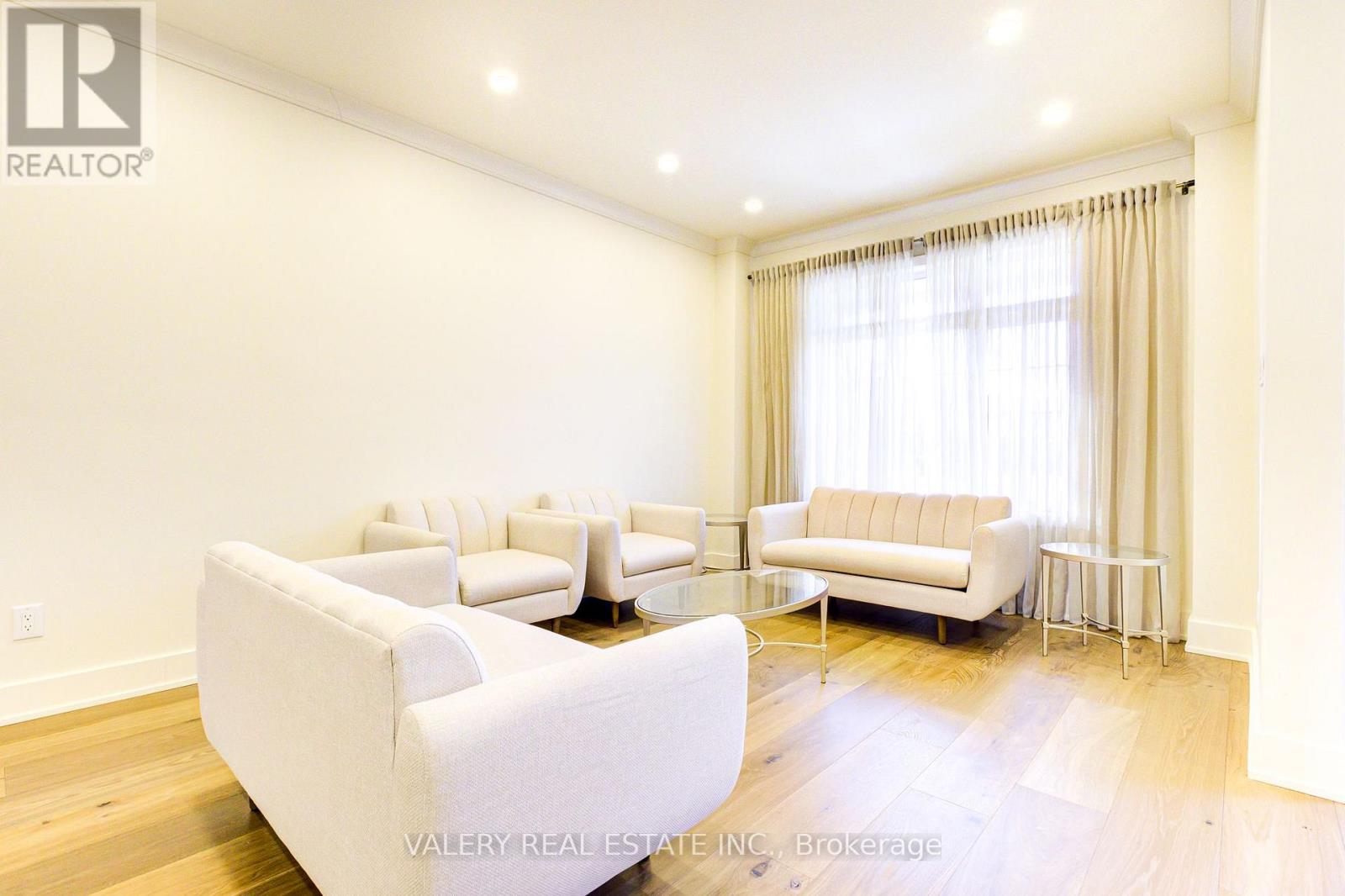 3553 Jorie Crescent, Mississauga, Ontario  L5M 7G5 - Photo 7 - W12635534