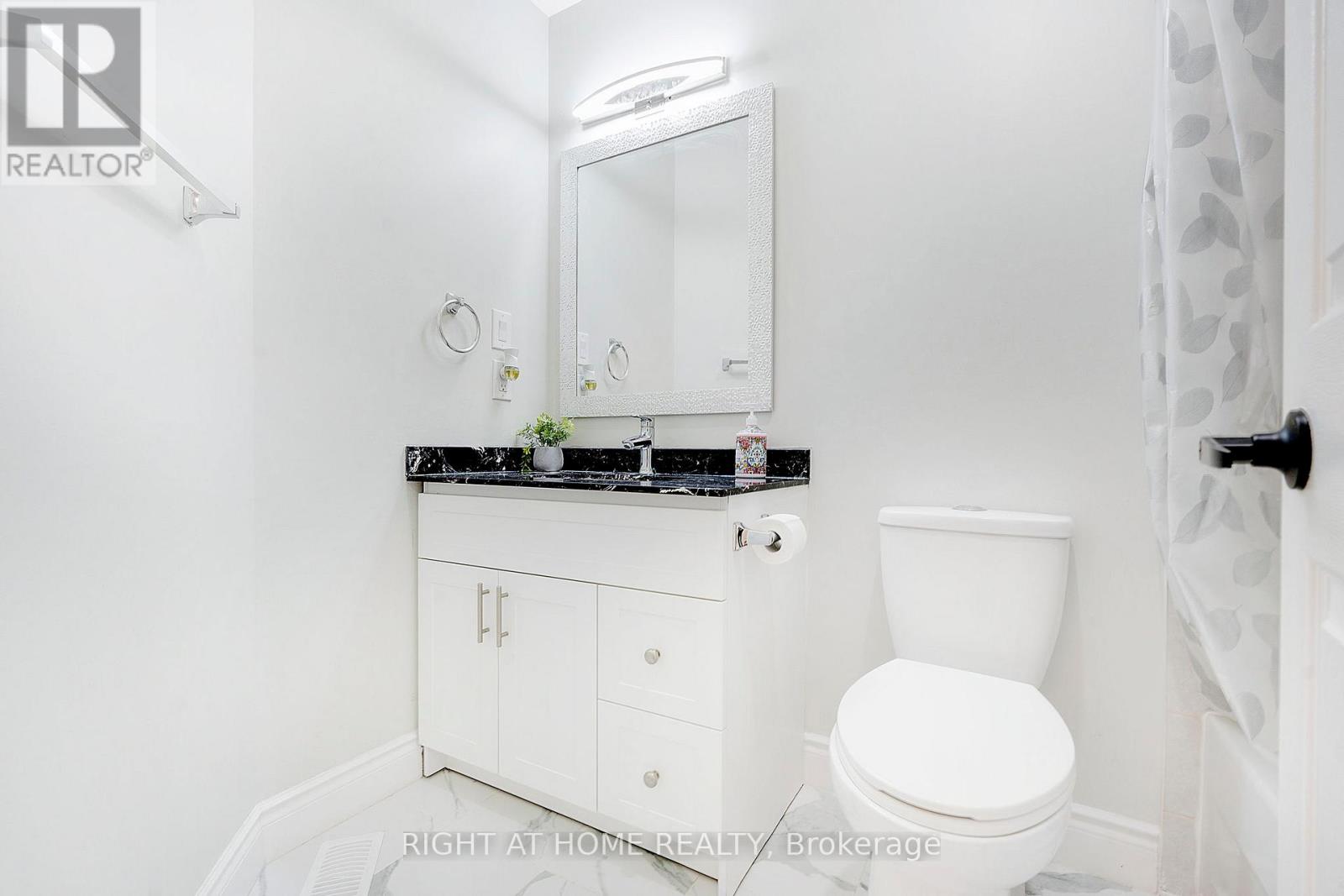 41 - 1285 Bristol Road W, Mississauga, Ontario L5V 2H5 - Photo 20 - W12635536