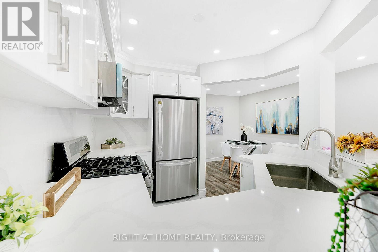 41 - 1285 Bristol Road W, Mississauga, Ontario L5V 2H5 - Photo 9 - W12635536