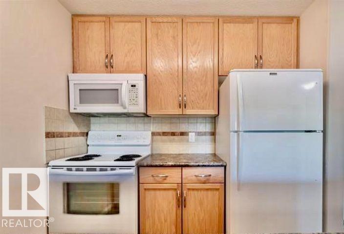 #208 1204 156 St Nw, Edmonton, Alberta T6R 0R6 - Photo 2 - E4468201