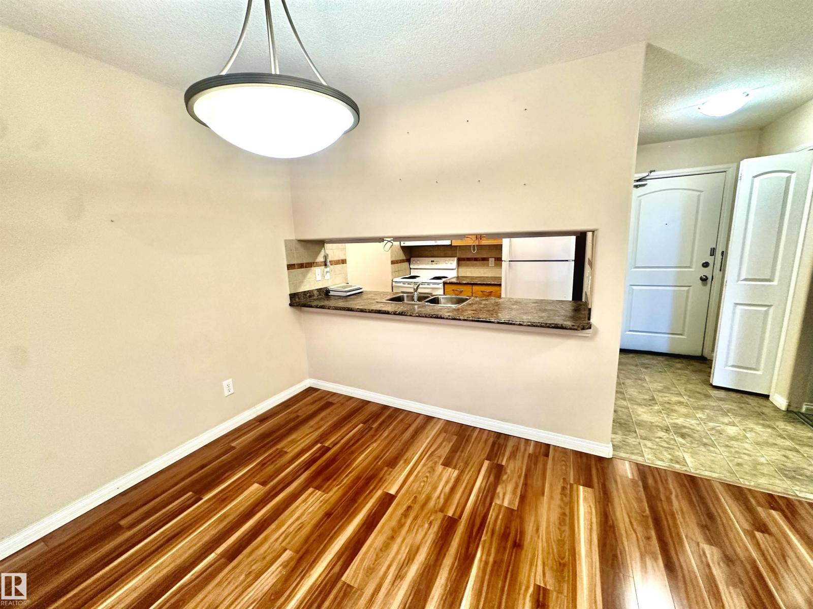 #208 1204 156 St Nw, Edmonton, Alberta T6R 0R6 - Photo 5 - E4468201