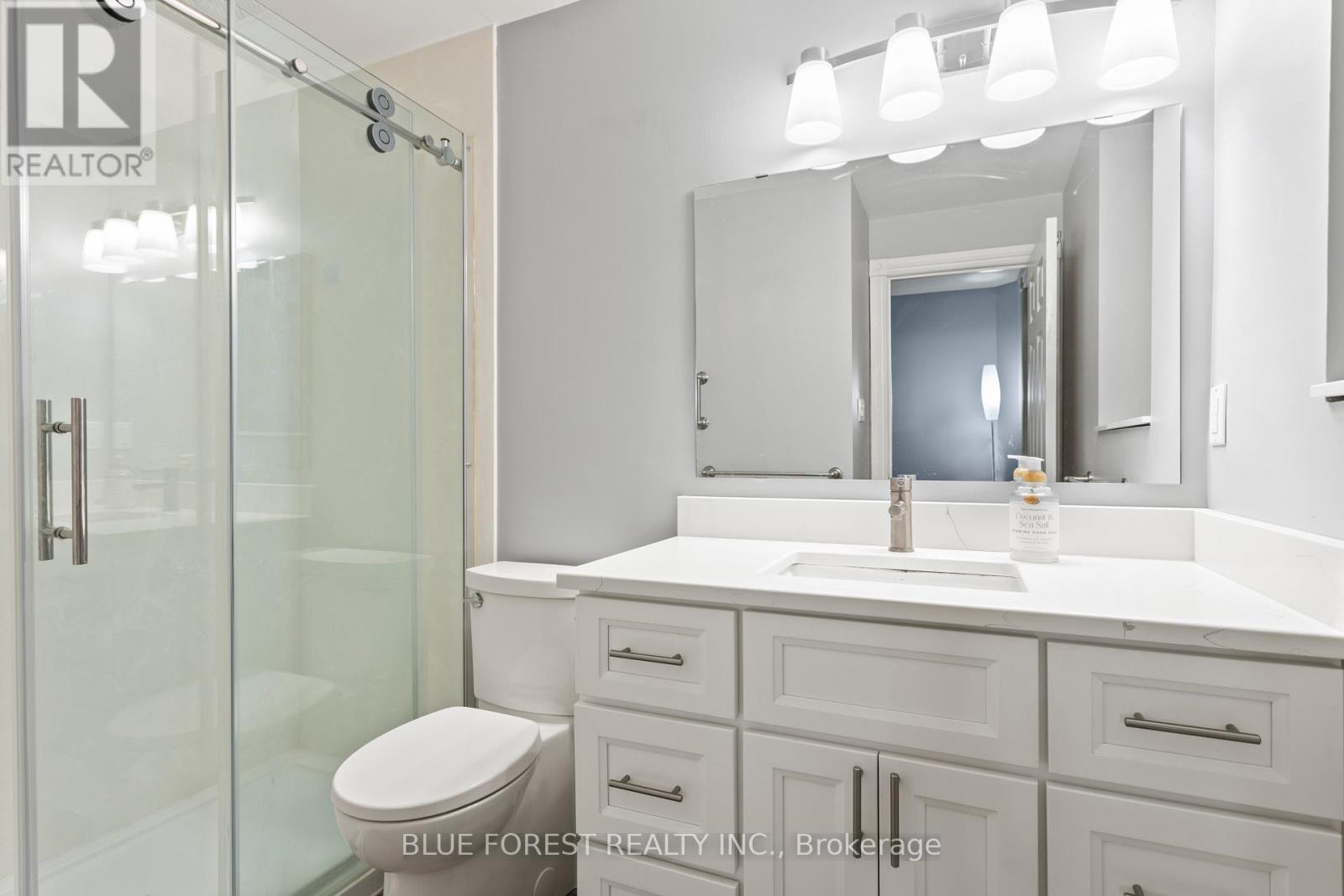 102 - 460 Wellington Street, London East, Ontario  N6A 3P8 - Photo 12 - X12635572