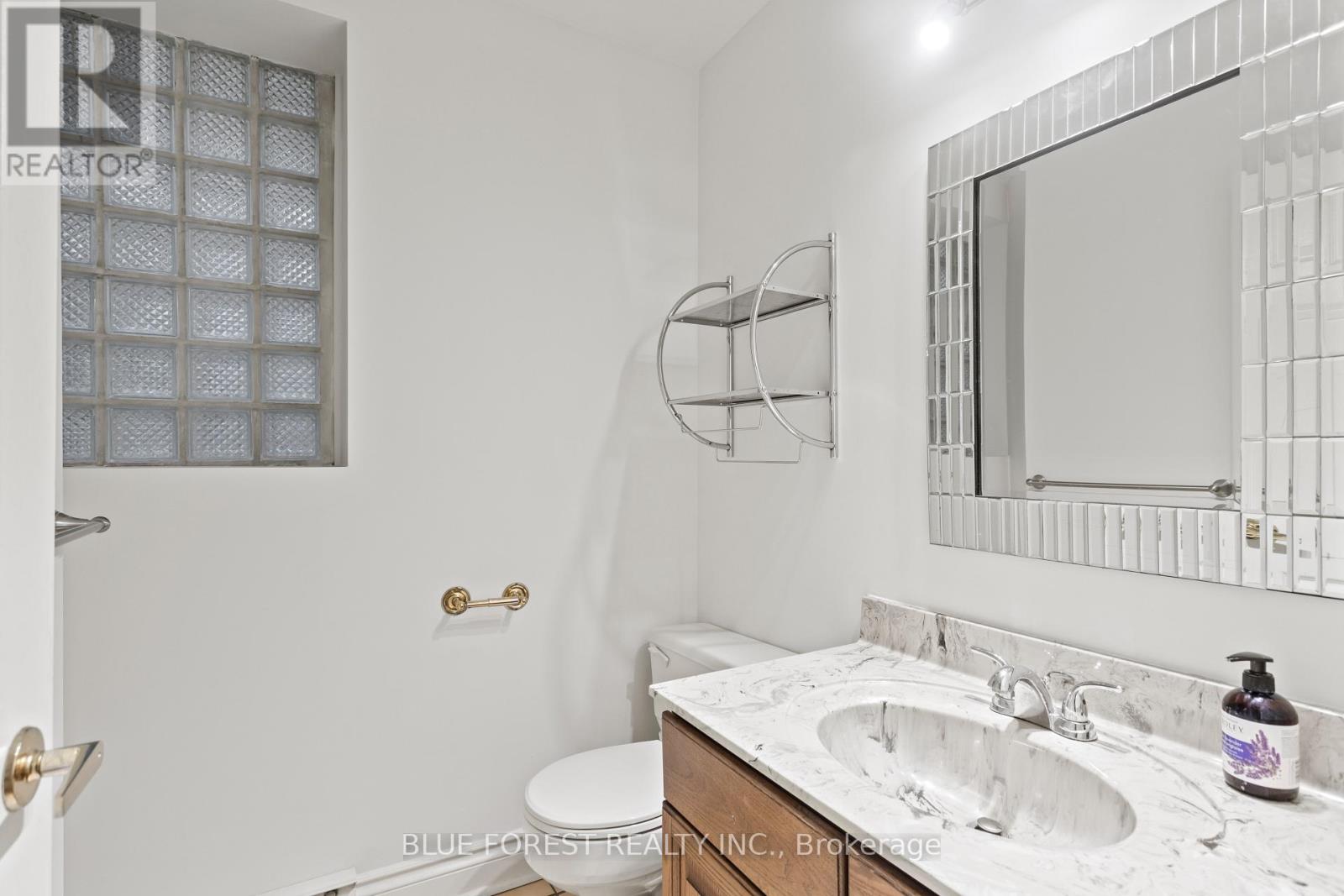 102 - 460 Wellington Street, London East, Ontario  N6A 3P8 - Photo 20 - X12635572