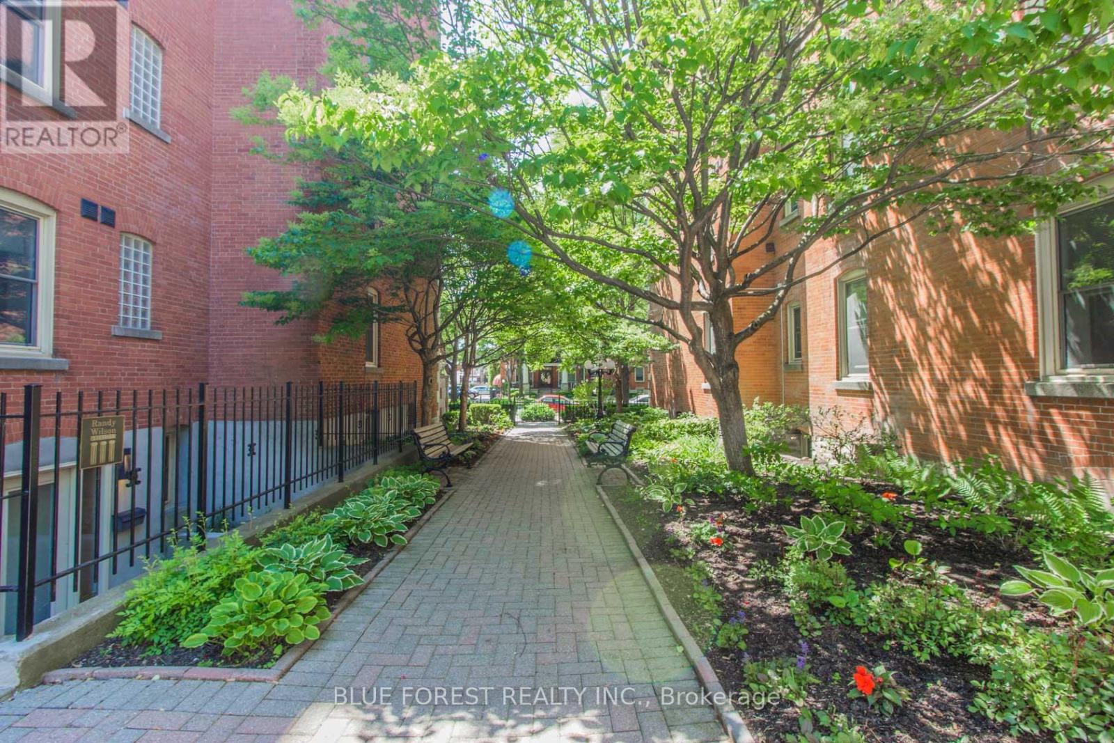 102 - 460 Wellington Street, London East, Ontario  N6A 3P8 - Photo 3 - X12635572