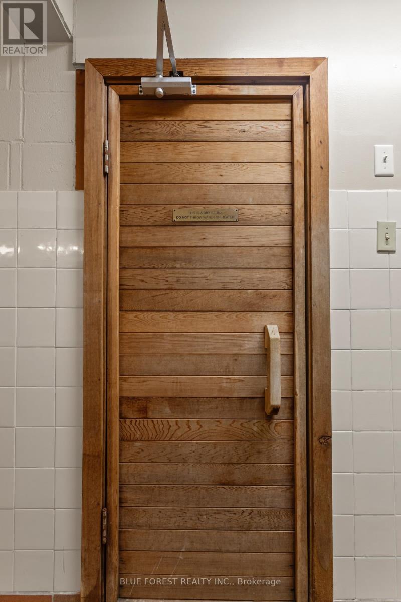 102 - 460 Wellington Street, London East, Ontario  N6A 3P8 - Photo 37 - X12635572