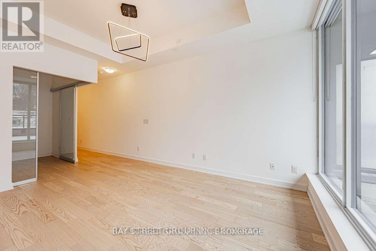 304 - 17 Dundonald Street, Toronto, Ontario  M4Y 0E4 - Photo 11 - C12635566
