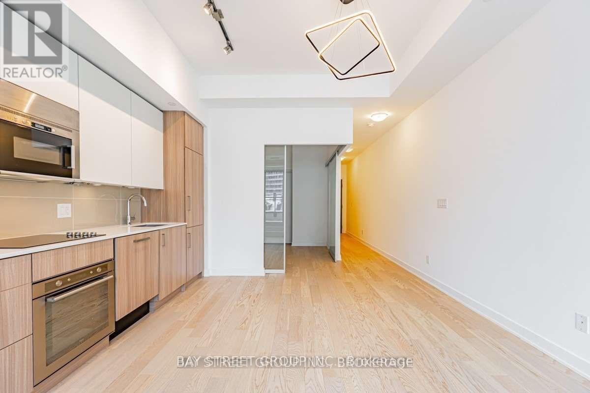 304 - 17 Dundonald Street, Toronto, Ontario  M4Y 0E4 - Photo 12 - C12635566