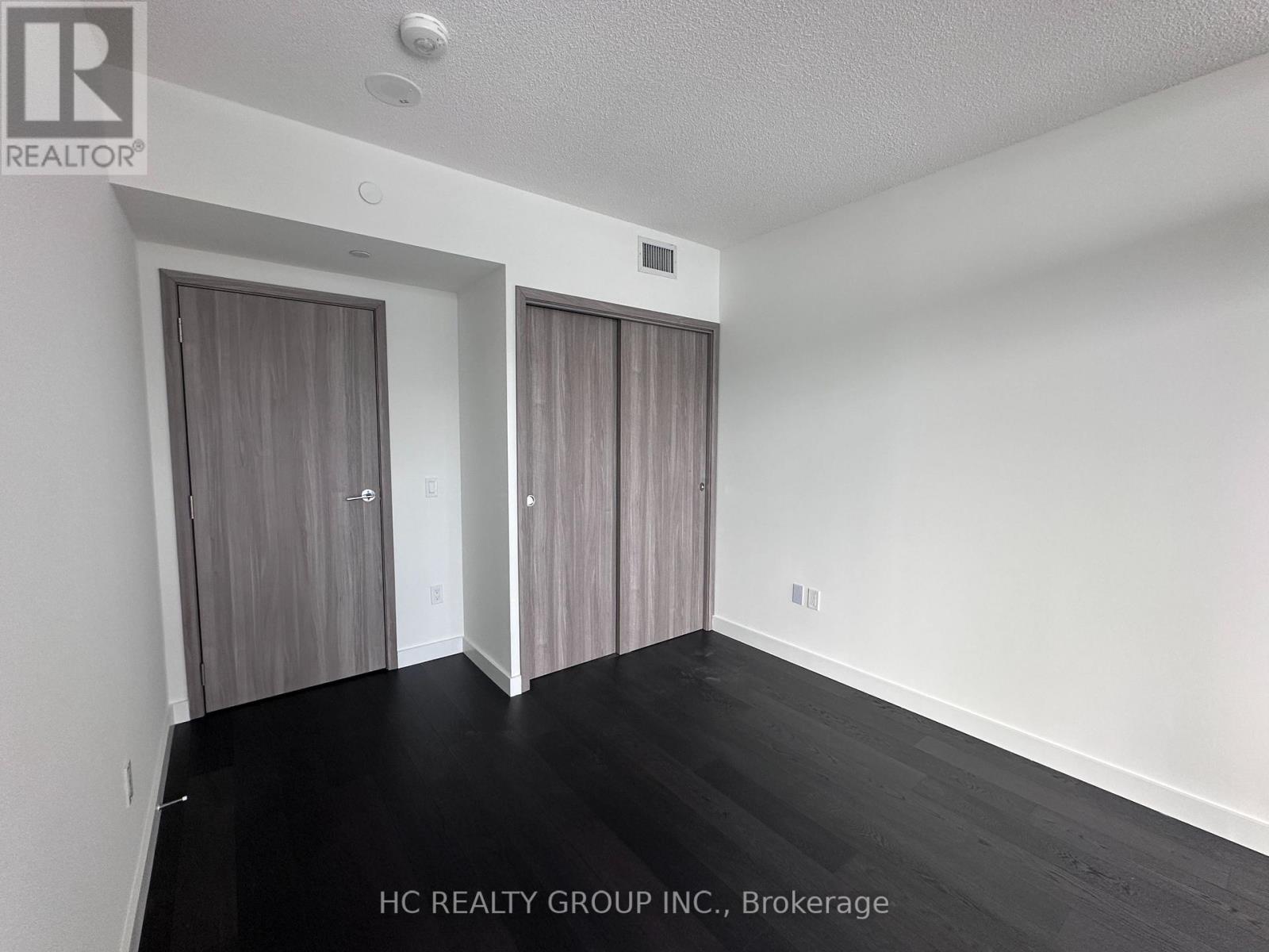 6805 - 3 Concord Cityplace Way, Toronto, Ontario  M5V 0X4 - Photo 10 - C12635584