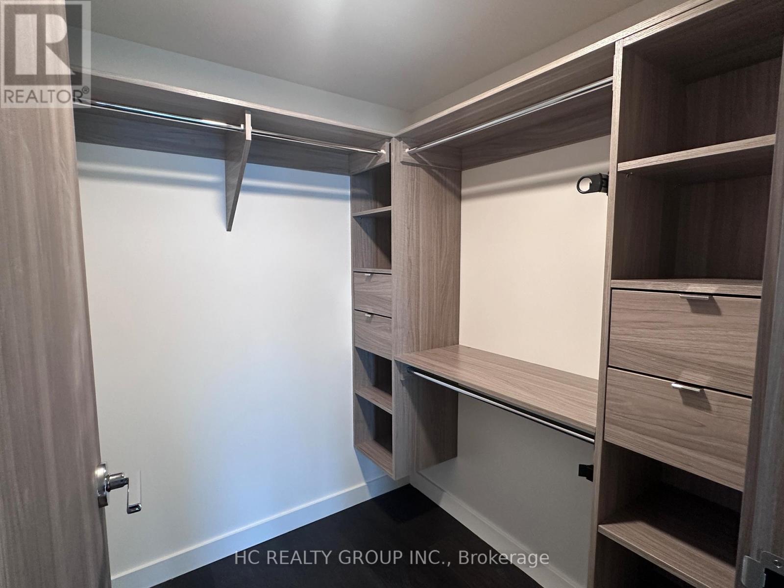 6805 - 3 Concord Cityplace Way, Toronto, Ontario  M5V 0X4 - Photo 13 - C12635584