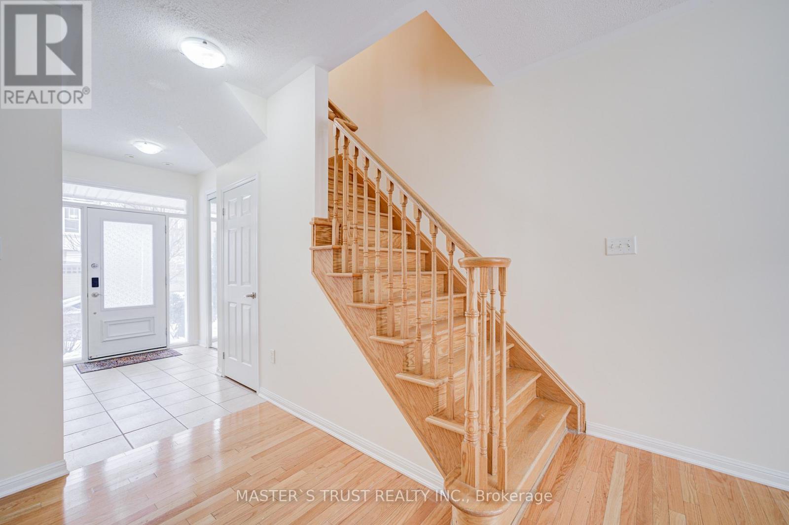 7 Yates Avenue, Toronto, Ontario  M1L 0C6 - Photo 10 - E12635562