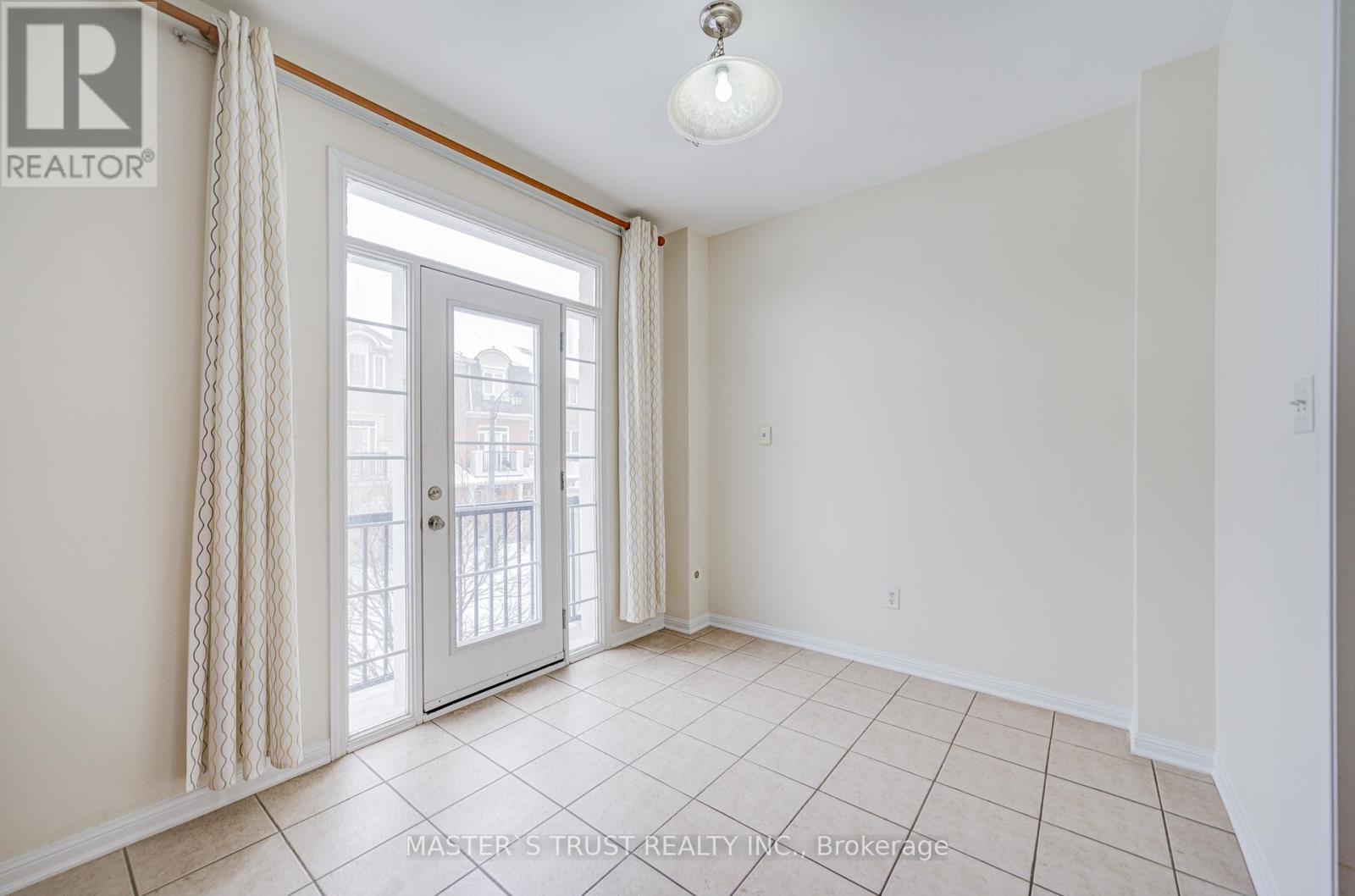 7 Yates Avenue, Toronto, Ontario  M1L 0C6 - Photo 17 - E12635562