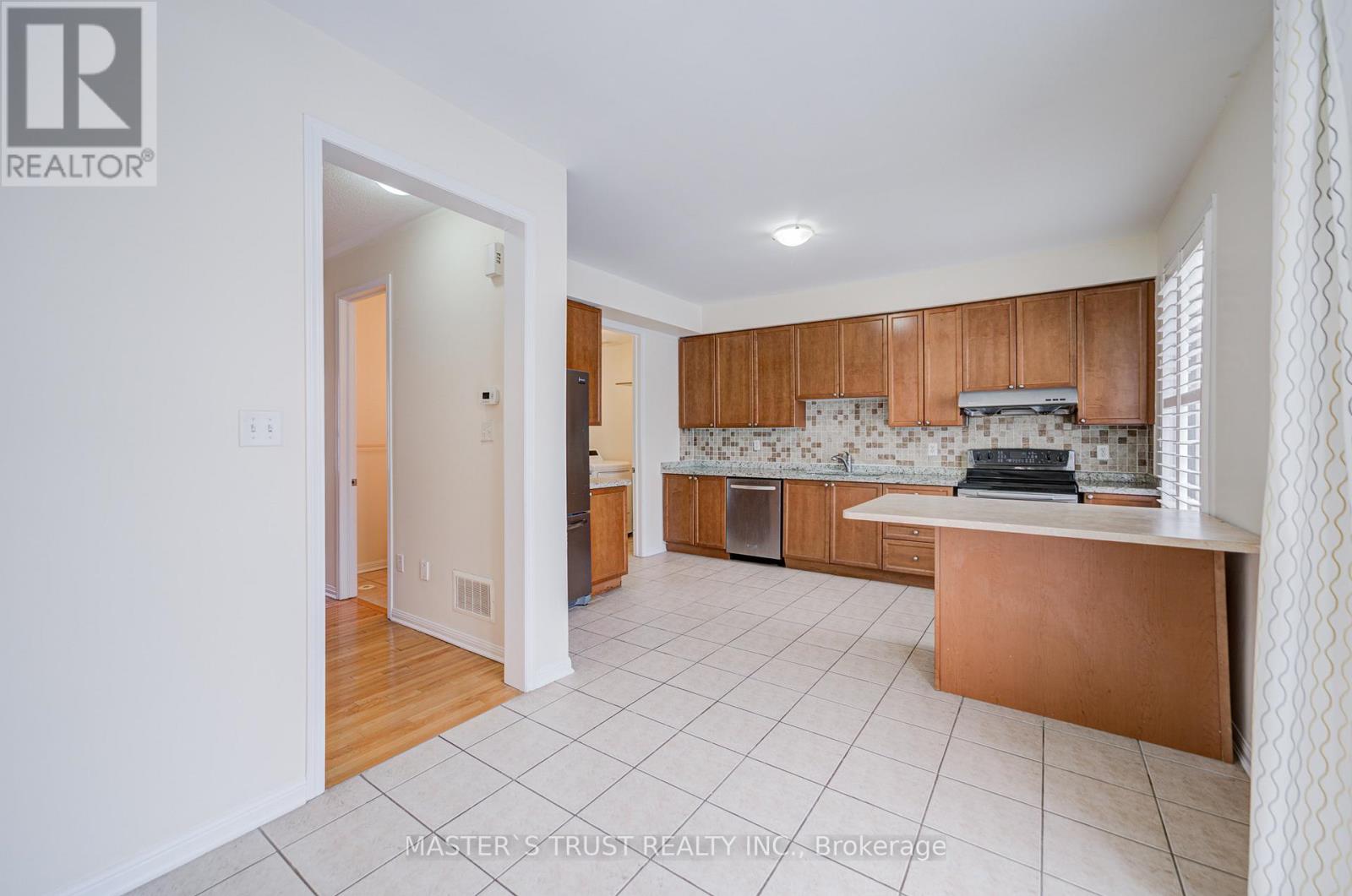 7 Yates Avenue, Toronto, Ontario  M1L 0C6 - Photo 19 - E12635562