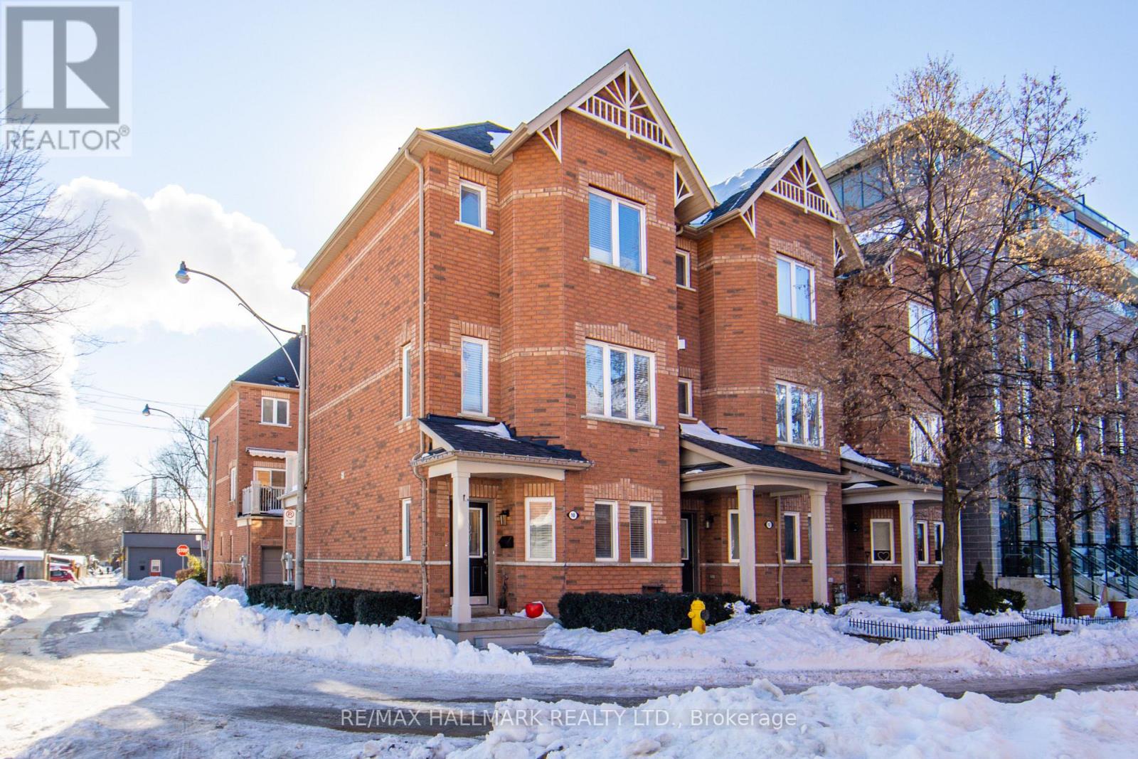 10 FILMIC LANE, Toronto, Ontario