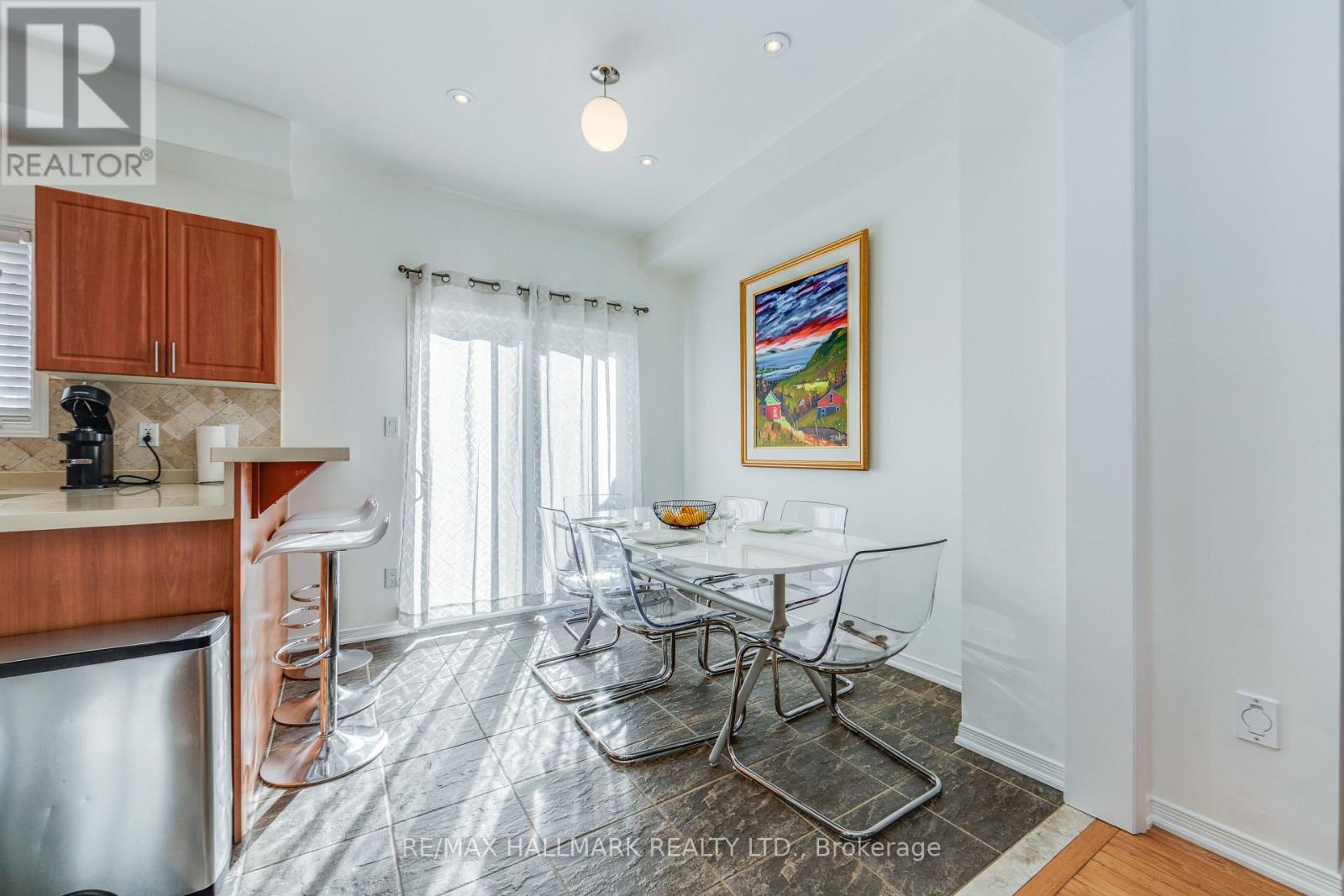 10 Filmic Lane, Toronto, Ontario  M4M 3R1 - Photo 10 - E12635576