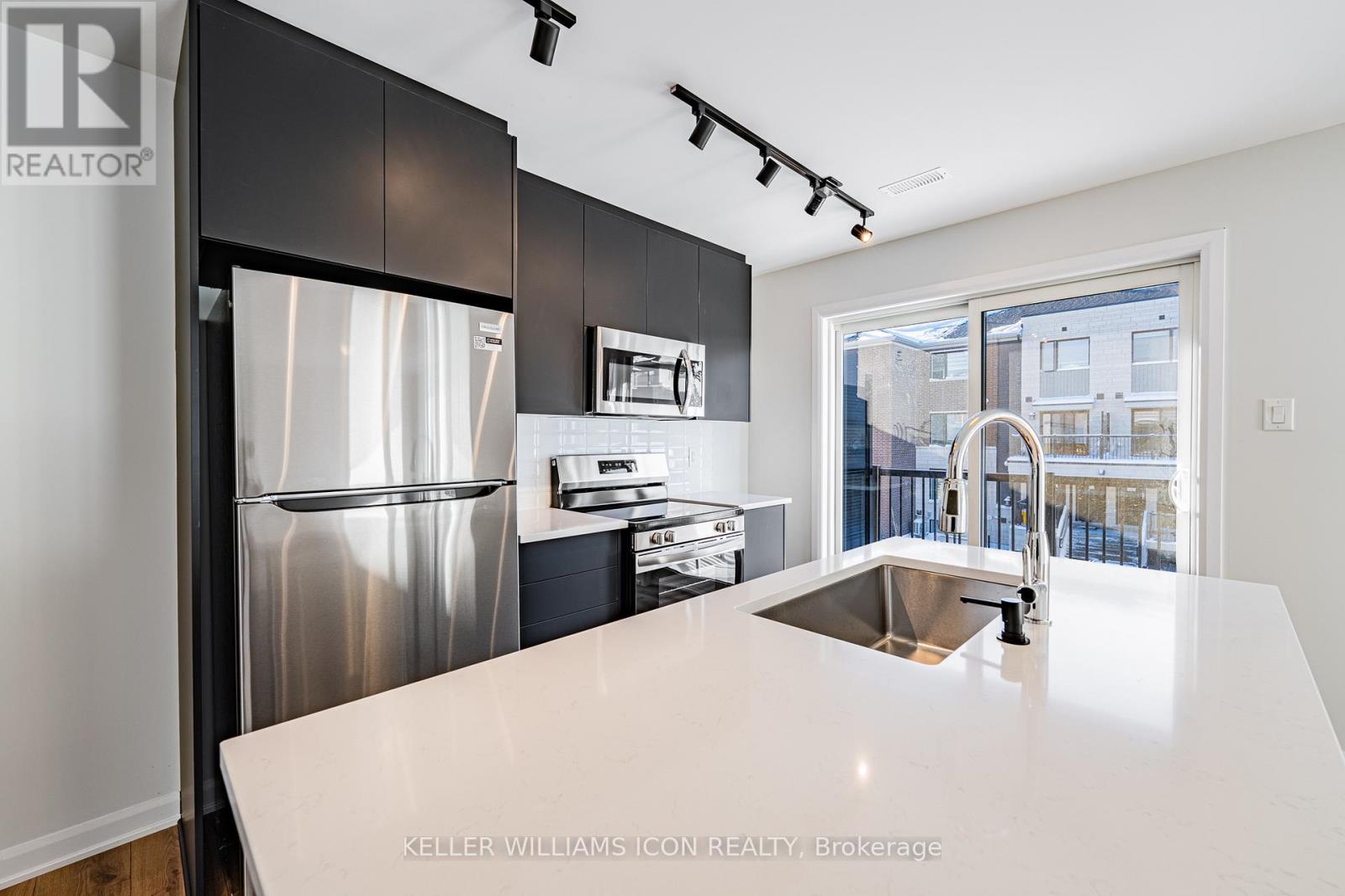 1128 Creekway Private, Ottawa, Ontario  K2T 0S9 - Photo 16 - X12635594