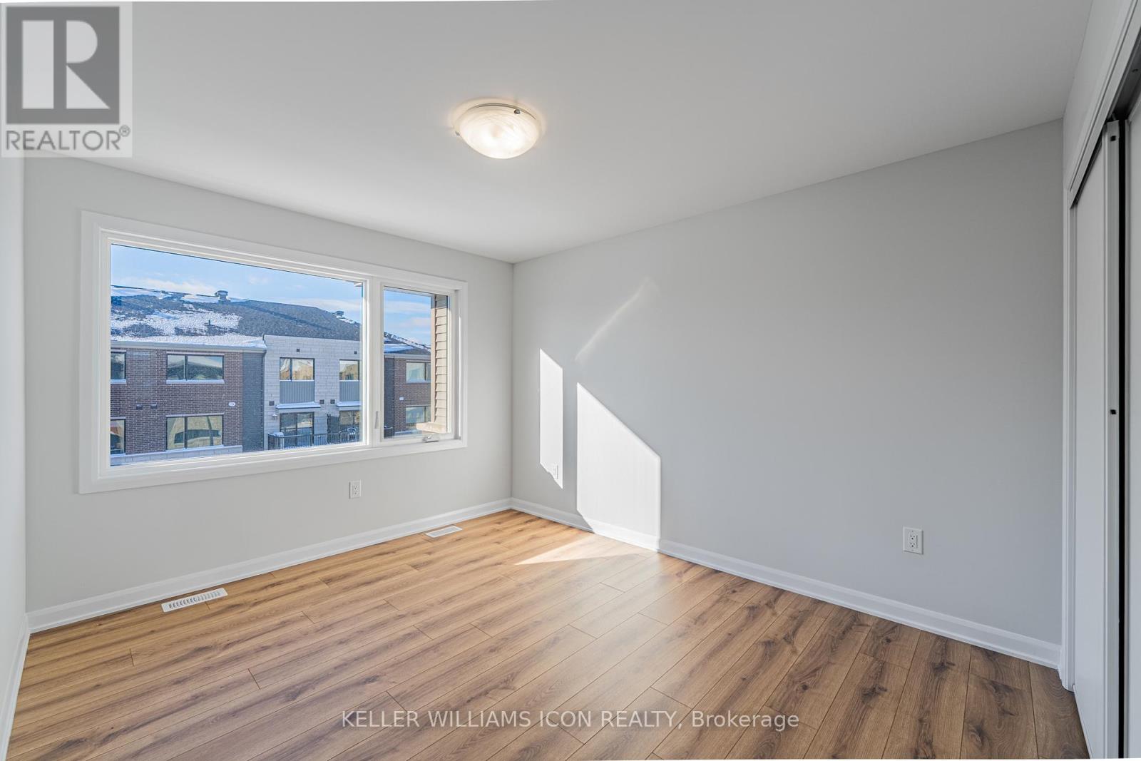 1128 Creekway Private, Ottawa, Ontario  K2T 0S9 - Photo 23 - X12635594