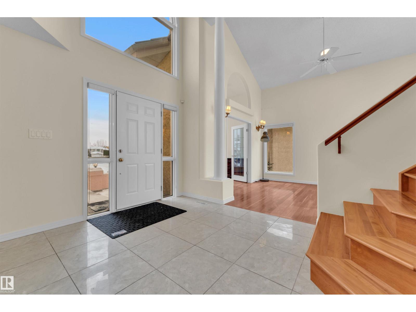 106 Twin Brooks Cove Cv Nw, Edmonton, Alberta  T6J 6T1 - Photo 6 - E4468146