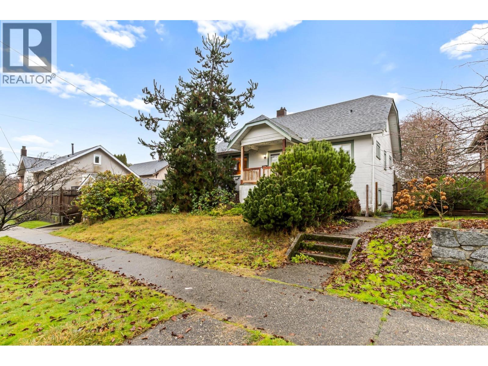 911 Dublin Street, New Westminster, British Columbia  V3M 2Y5 - Photo 2 - R3073944