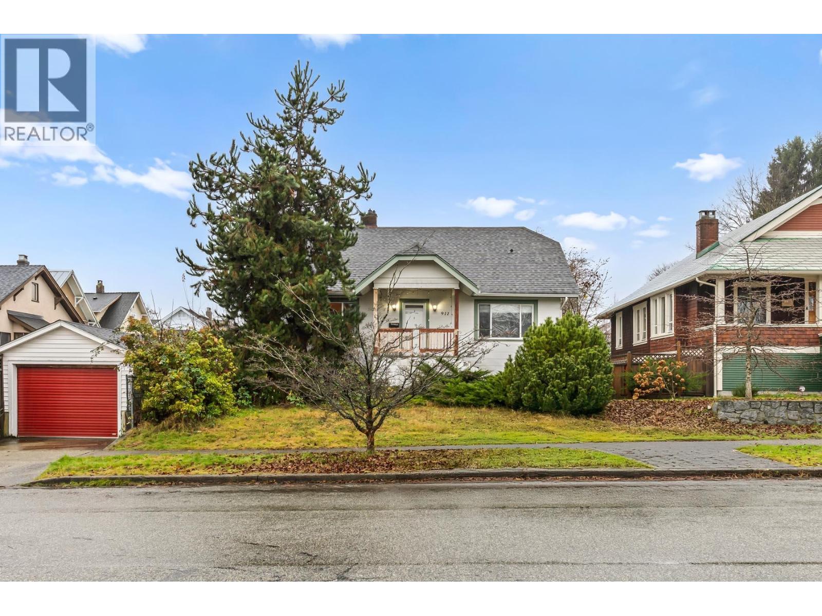 911 DUBLIN STREET, New Westminster, British Columbia